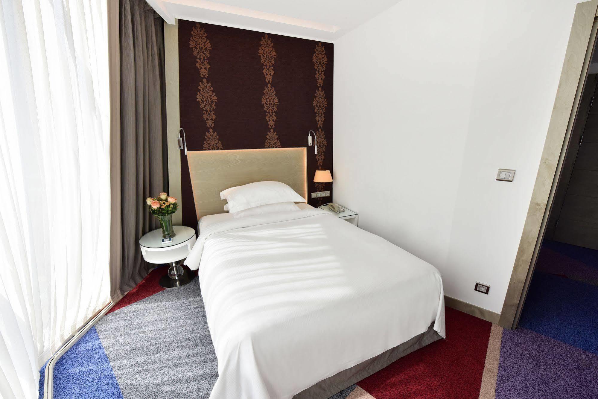 Burgu Arjaan By Rotana Istanbul Asia Exterior photo